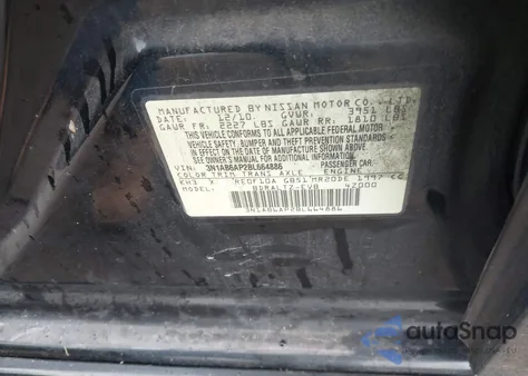 2011 Nissan Sentra 2.0Sr z USA, uszkodzony, nr VIN 3N1AB6AP2BL664886